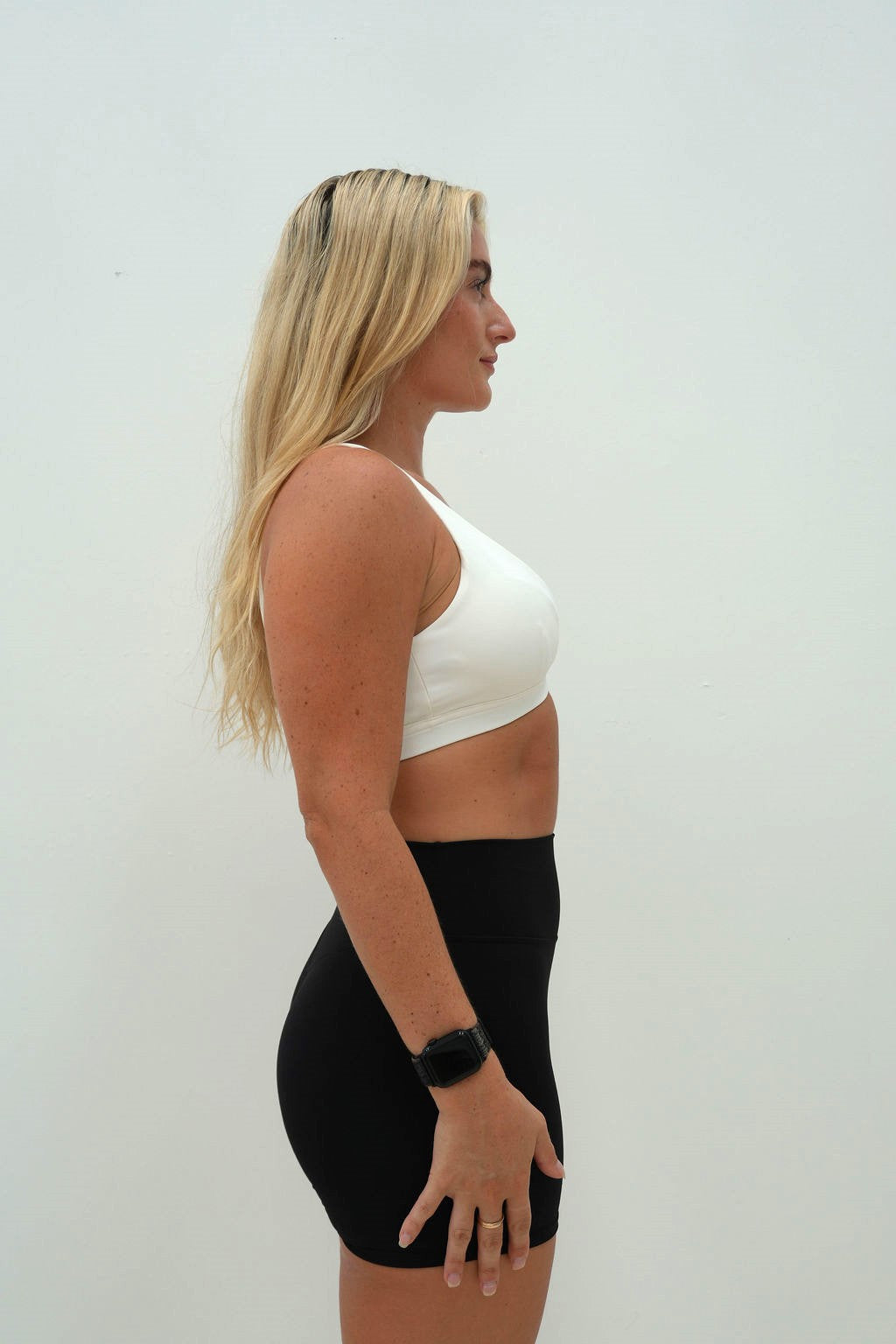 Signature Plunge V Crop